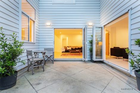 Photo of property in 32 Chamari Close, Titirangi, Auckland, 0604