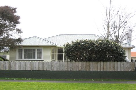Photo of property in 6a Smith Road, Merrilands, New Plymouth, 4312