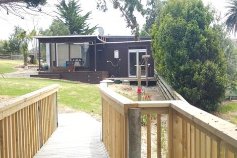 Photo of property in 340 Ocean Beach Road, Whangarei Heads, Whangarei, 0174