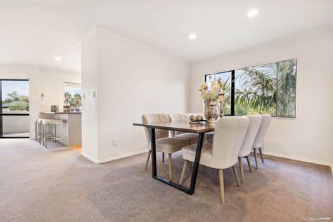 Photo of property in 62b Hogarth Rise, West Harbour, Auckland, 0618
