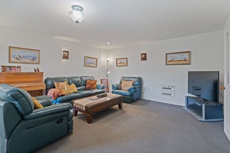 Photo of property in 22 Bronte Way, Rolleston, 7614