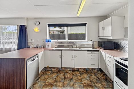 Photo of property in 30 Ruawai Road, Feilding, 4702