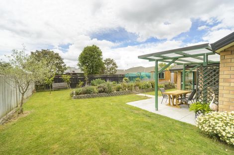 Photo of property in 157 Ruapehu Drive, Fitzherbert, Palmerston North, 4410