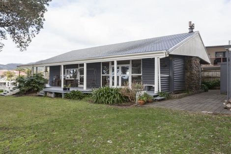 Photo of property in 8 Fishermans Bend, Whiritoa, Whangamata, 3691