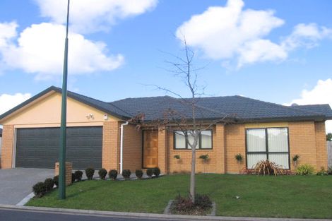 Photo of property in 8 Brittas Place, East Tamaki, Auckland, 2016