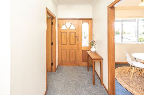 Photo of property in 33 Brassey Road, Saint Johns Hill, Whanganui, 4500