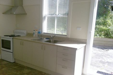 Photo of property in 36 The Parade, Island Bay, Wellington, 6023