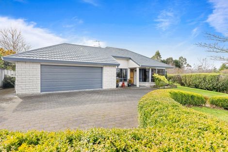 Photo of property in 43 Kinder Street, Acacia Bay, Taupo, 3330