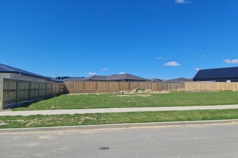 Photo of property in 8 Sardinia Grove, Fitzherbert, Palmerston North, 4410