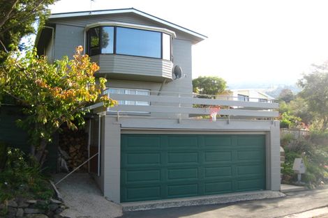 Photo of property in 27 Pioneer Crescent, Helensburgh, Dunedin, 9010