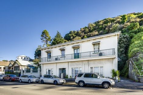 Photo of property in 29 Marine Parade, Bluff Hill, Napier, 4110