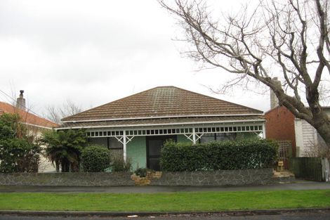 Photo of property in 278 Oxford Street, South Dunedin, Dunedin, 9012