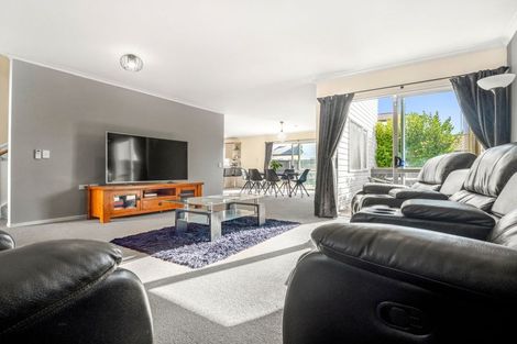 Photo of property in 19 Waima Lane, Huntington, Hamilton, 3210