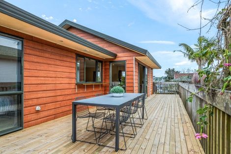 Photo of property in 47 Jelas Road, Red Beach, 0932