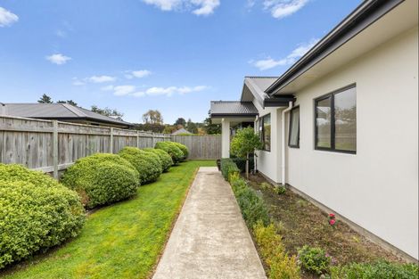 Photo of property in 12 Middleton Way, Ashhurst, 4810