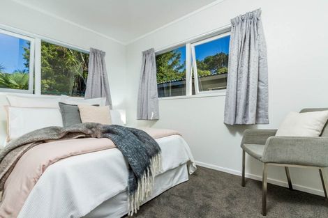 Photo of property in 60 Channel View Road, Campbells Bay, Auckland, 0630