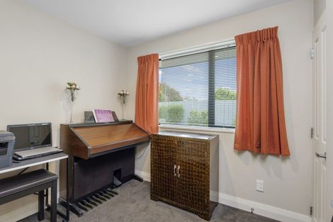 Photo of property in 12c Grassmere Street, Papanui, Christchurch, 8052