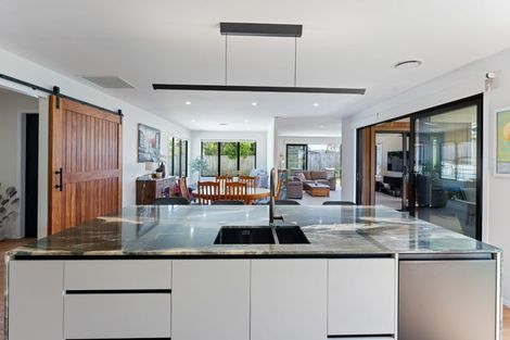 Photo of property in 5 Datum Way, Paraparaumu, 5032