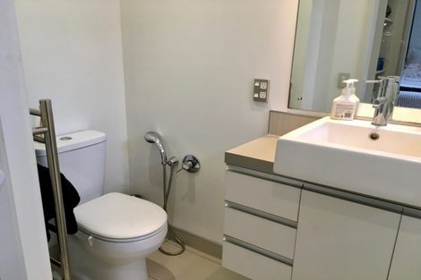 Photo of property in 2 Otonga Heights, Maungaraki, Lower Hutt, 5010