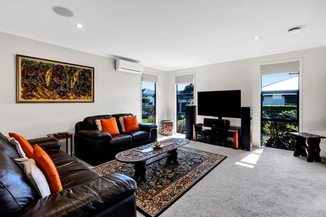 Photo of property in 49 Links Drive, Waiwhakaiho, New Plymouth, 4312