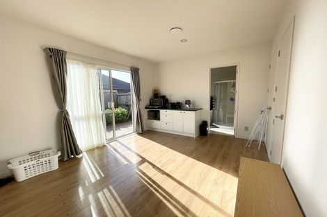 Photo of property in 3 Twin Parks Rise, Papakura, 2110