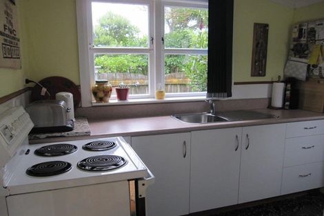 Photo of property in 30 Manuka Street, Otaki Beach, Otaki, 5512