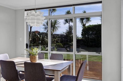 Photo of property in 9a Dolphin Parade, Bell Block, New Plymouth, 4312