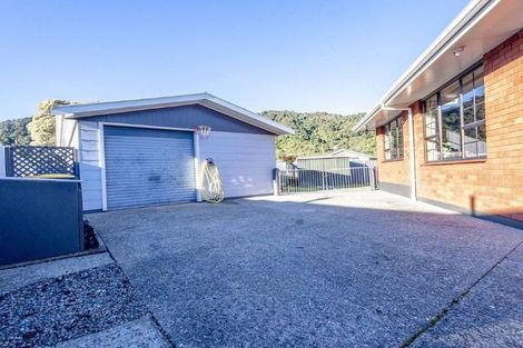 Photo of property in 5 Mitchell Place, Cobden, Greymouth, 7802