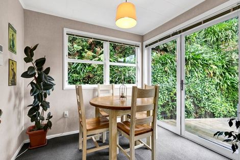 Photo of property in 19 Rossiter Crescent, Lynmouth, New Plymouth, 4310