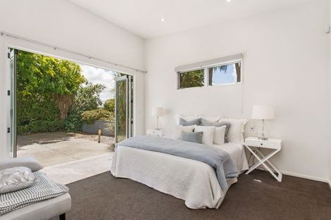 Photo of property in 4 Lantern Lane, Halswell, Christchurch, 8025