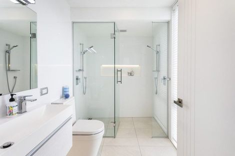 Photo of property in 11 Roa Road, Fendalton, Christchurch, 8041