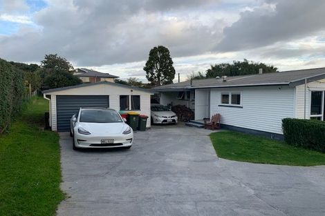 Photo of property in 9 Ridgemount Rise, Mangere Bridge, Auckland, 2022