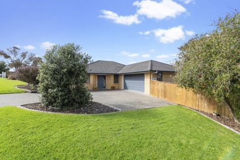 Photo of property in 4 Bayview Park Lane, Orewa, 0931