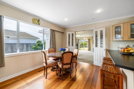 Photo of property in 230 Avonhead Road, Avonhead, Christchurch, 8042