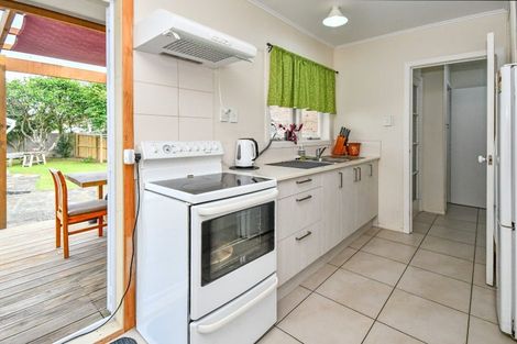 Photo of property in 11 Awatere Street, Clover Park, Auckland, 2023