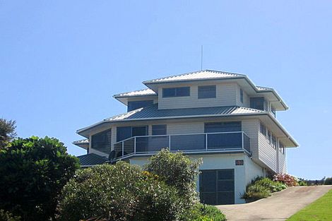 Photo of property in 17 Hanlen Avenue, Waihi Beach, 3611