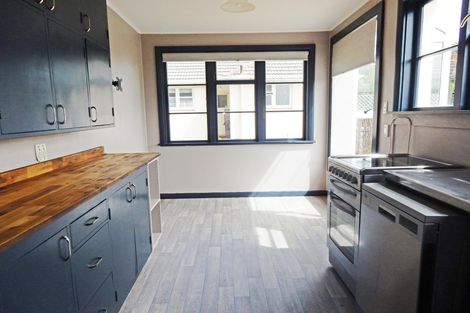 Photo of property in 12 Harlech Street, Oamaru North, Oamaru, 9400