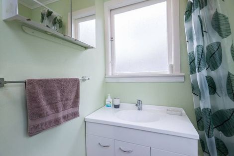 Photo of property in 92 Fraser Avenue, Johnsonville, Wellington, 6037