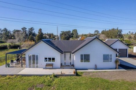 Photo of property in 34 Brookvale Lane, Taupaki, 0782