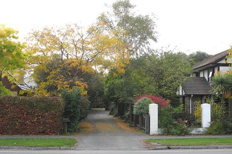 Photo of property in 86b Memorial Avenue, Ilam, Christchurch, 8053