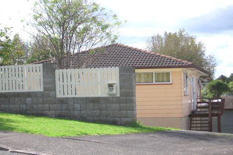 Photo of property in 37 Farwood Drive, Henderson, Auckland, 0612