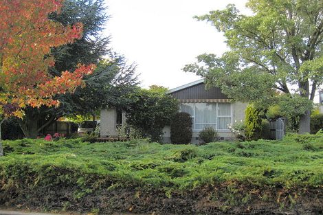 Photo of property in 51 Sayers Crescent, Ilam, Christchurch, 8041