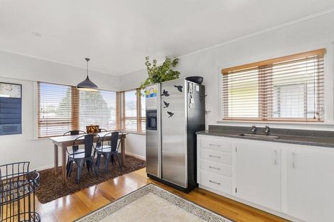 Photo of property in 26 Montmere Avenue, Te Atatu Peninsula, Auckland, 0610