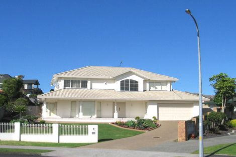 Photo of property in 38 Currell Way, Somerville, Auckland, 2014