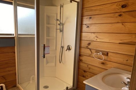 Photo of property in 20 Ladbrooke Drive, Newlands, Wellington, 6037