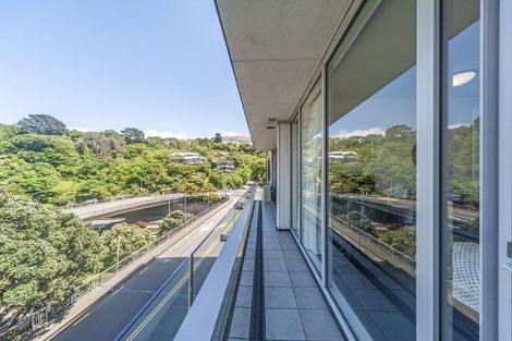 Photo of property in Montreaux Apartments, 4e/164 The Terrace, Wellington Central, Wellington, 6011