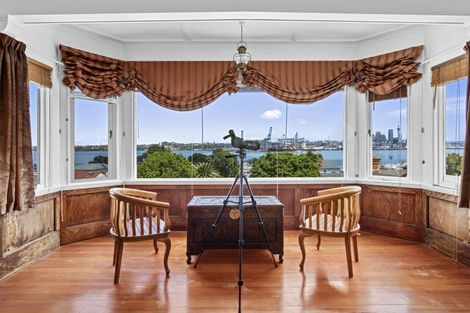 Photo of property in 55 Clarence Street, Devonport, Auckland, 0624