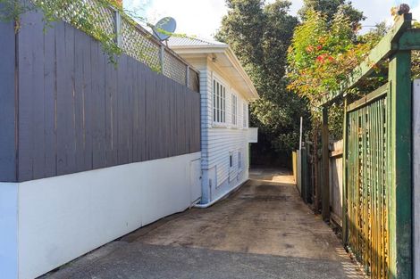 Photo of property in 688 Great North Road, Grey Lynn, Auckland, 1021