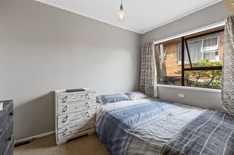 Photo of property in 2/36 Greendale Spur, Glenfield, Auckland, 0629