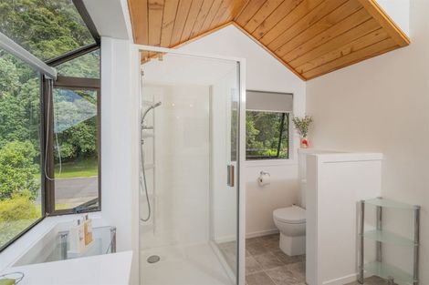 Photo of property in 93 Robinson Road, Whitianga, 3510